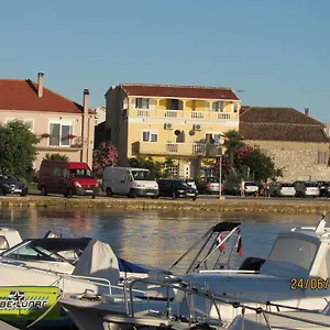 Renjak , Sukošan Croazia